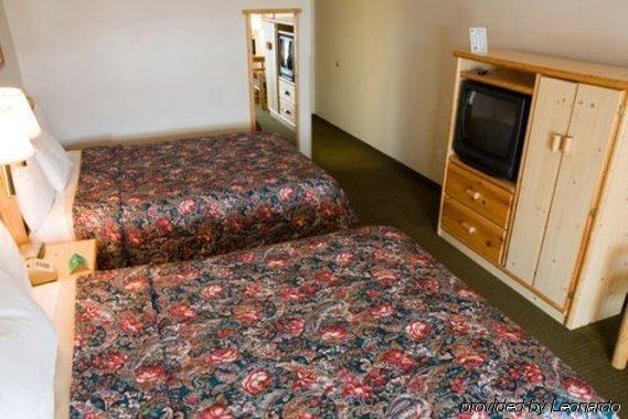 Cedars Inn Wenatchee Room photo